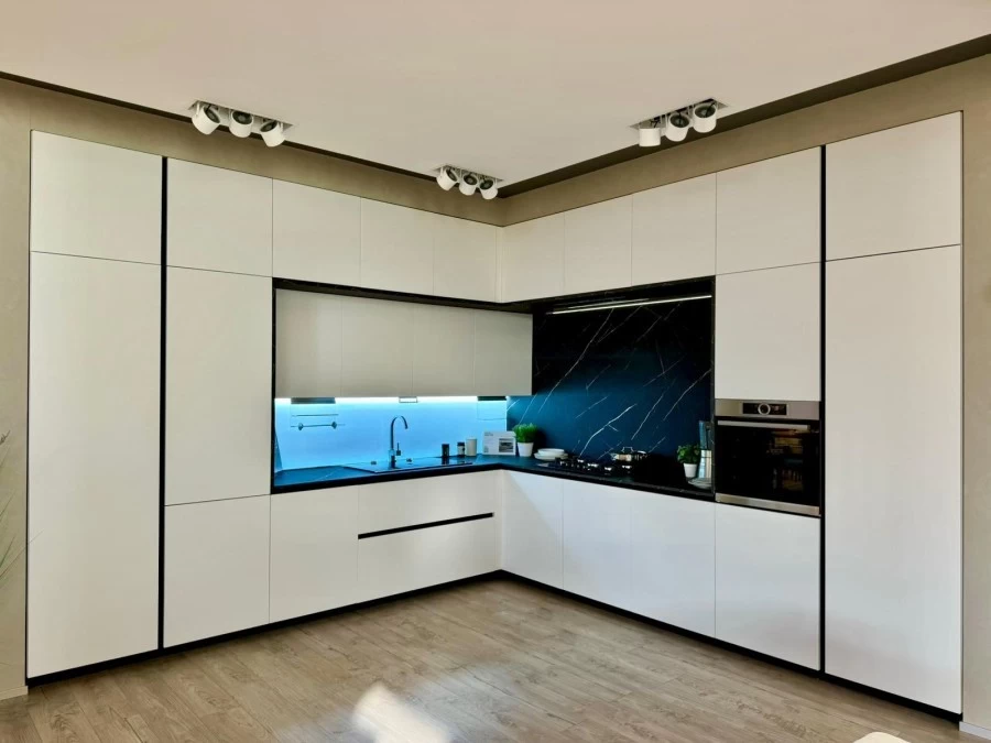 Cucina angolare Veneta Cucine LOUNGE SHELLSYSTEM