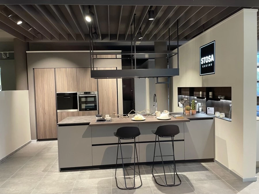 Cucina con penisola Stosa Cucine Metropolis