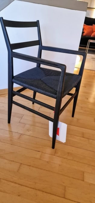 Sedia con braccioli Cassina Leggera