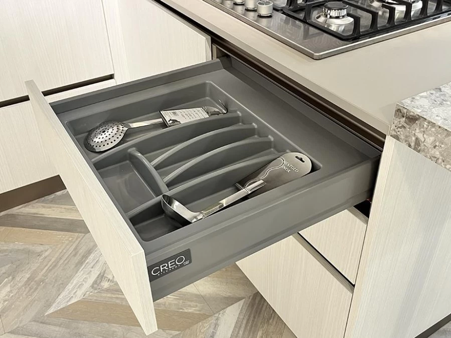 Cucina con penisola Creo Kitchens Tablet Neck