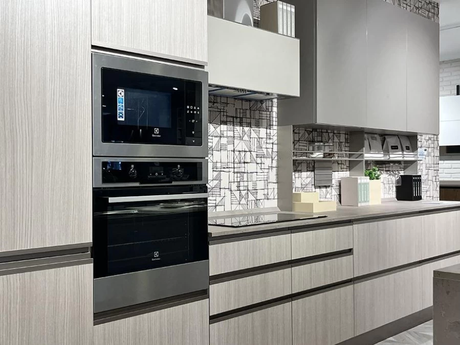 Cucina con Isola Creo Kitchens Tablet Head