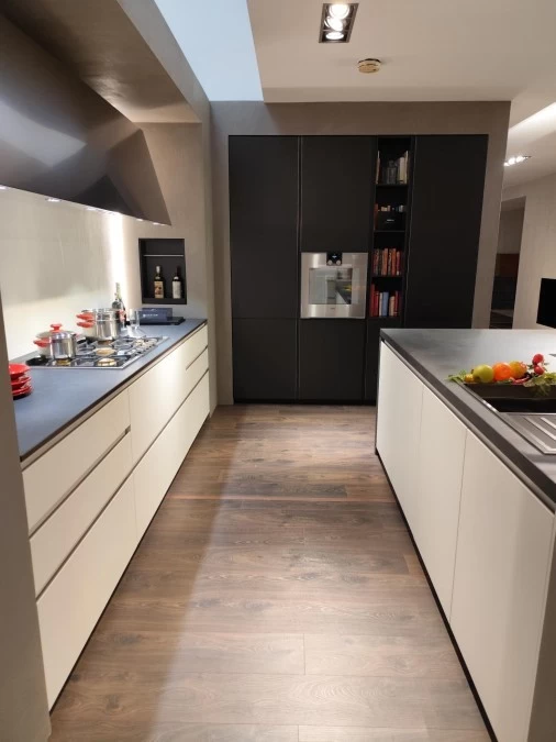 Cucina con Isola Modulnova Light