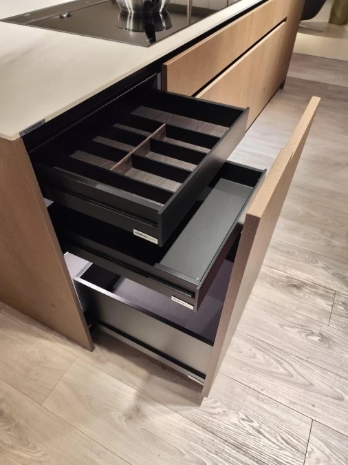 Cucina con Isola Doimo Cucine D23 Rovere