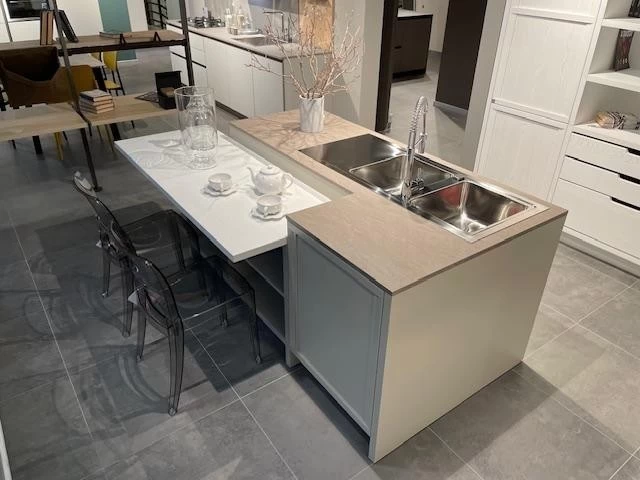 Cucina con Isola Stosa Cucine Newport