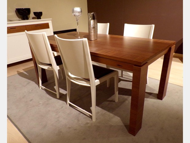 HORM tavolo allungabile rettangolare TANGO con piano in Fenix nero (210 x  100 cm noce canaletto - Legno massello e Fenix) 