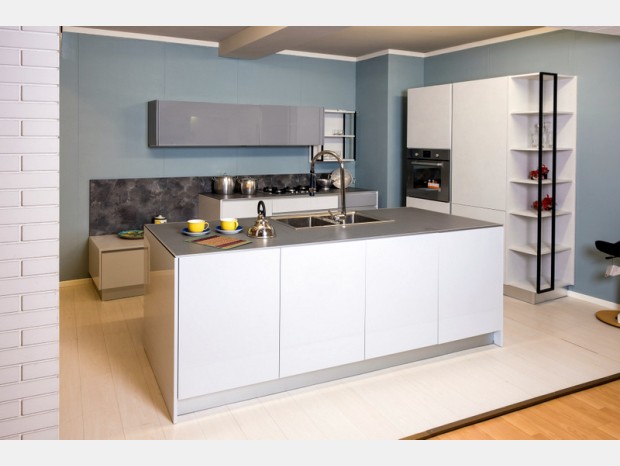 100 idee cucine con isola moderne e funzionali  Modern kitchen design,  Interior design kitchen, Kitchen inspiration modern