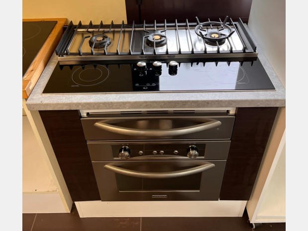 Elettrodomestico KitchenAid Blocco forno + piano cottura