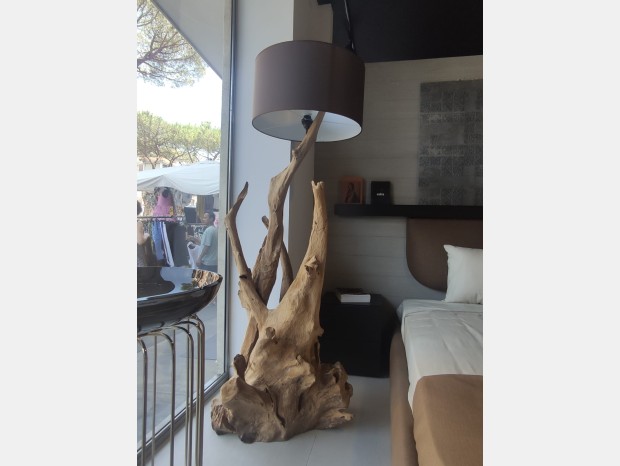 Lampada da terra Nature Design Piantana Root