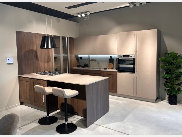 Cucina con penisola Stosa Cucine City Infinity